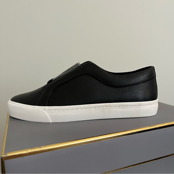 NEW Louise et Cie Bette Leather Slip Ons - Picture 4 of 6